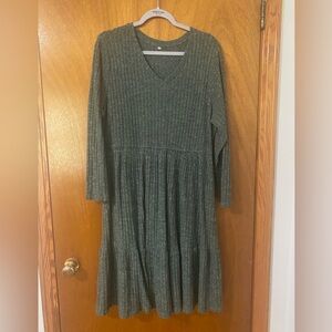 Elegant Green Knit Sweater Dress